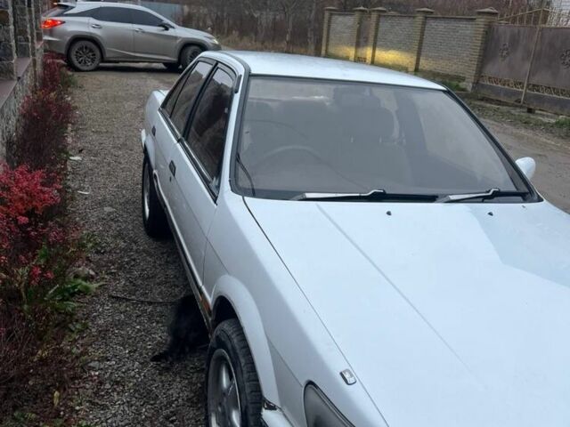 Белый Ниссан Блюберд, объемом двигателя 1.6 л и пробегом 3 тыс. км за 1400 $, фото 2 на Automoto.ua