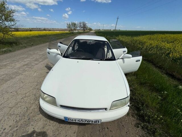 Белый Ниссан Блюберд, объемом двигателя 1.8 л и пробегом 210 тыс. км за 2000 $, фото 19 на Automoto.ua