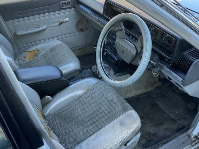 Белый Ниссан Блюберд, объемом двигателя 1.8 л и пробегом 5 тыс. км за 800 $, фото 4 на Automoto.ua