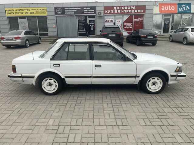 Белый Ниссан Блюберд, объемом двигателя 1.81 л и пробегом 184 тыс. км за 1800 $, фото 3 на Automoto.ua