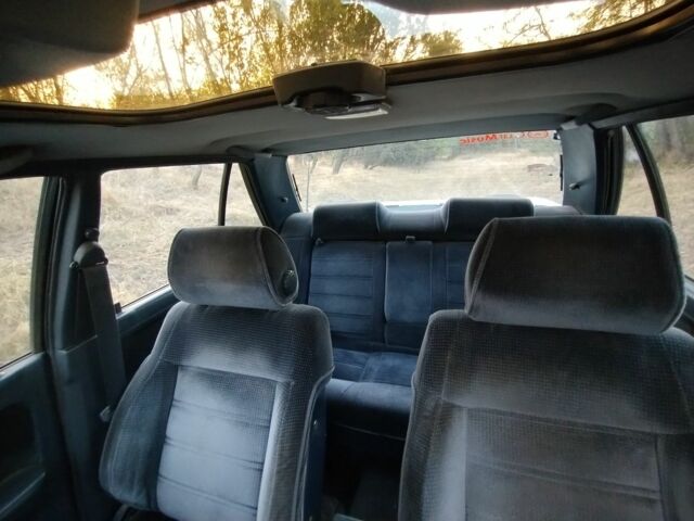 Белый Ниссан Блюберд, объемом двигателя 2 л и пробегом 387 тыс. км за 1200 $, фото 6 на Automoto.ua