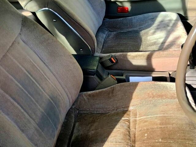 Белый Ниссан Блюберд, объемом двигателя 1.8 л и пробегом 0 тыс. км за 900 $, фото 10 на Automoto.ua