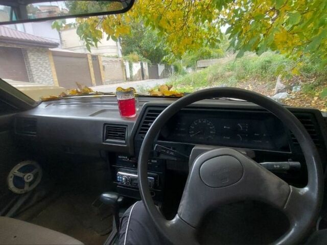 Белый Ниссан Блюберд, объемом двигателя 1.3 л и пробегом 135 тыс. км за 650 $, фото 6 на Automoto.ua