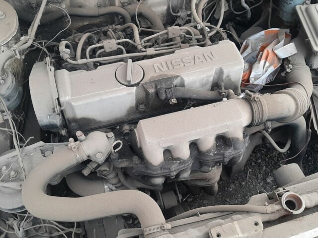 Белый Ниссан Блюберд, объемом двигателя 0 л и пробегом 100 тыс. км за 286 $, фото 2 на Automoto.ua