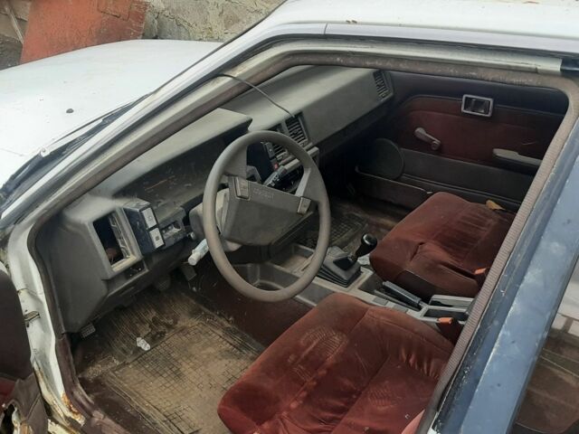 Белый Ниссан Блюберд, объемом двигателя 0 л и пробегом 100 тыс. км за 286 $, фото 1 на Automoto.ua