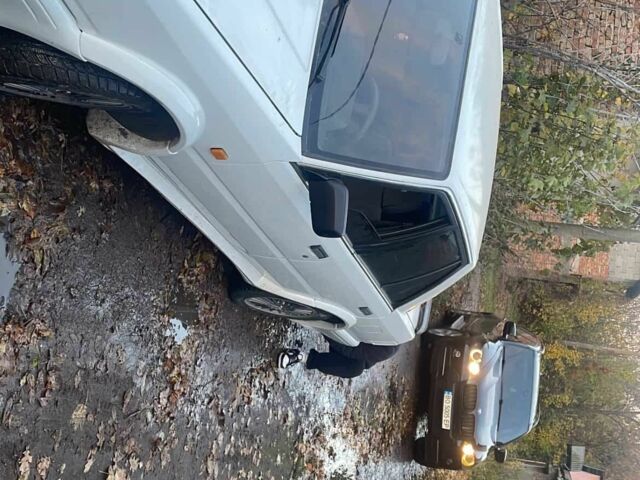 Белый Ниссан Блюберд, объемом двигателя 1.6 л и пробегом 350 тыс. км за 1150 $, фото 3 на Automoto.ua