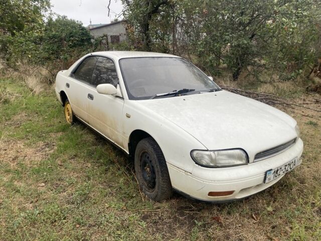 Белый Ниссан Блюберд, объемом двигателя 1.8 л и пробегом 2 тыс. км за 1000 $, фото 1 на Automoto.ua