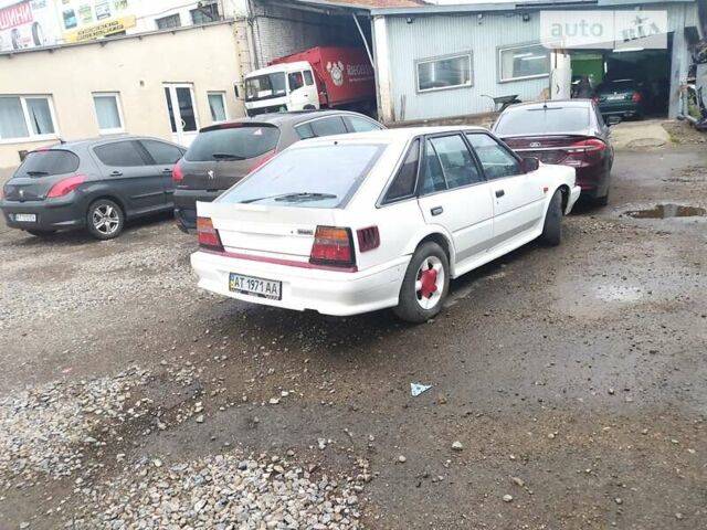 Белый Ниссан Блюберд, объемом двигателя 2 л и пробегом 500 тыс. км за 1000 $, фото 1 на Automoto.ua