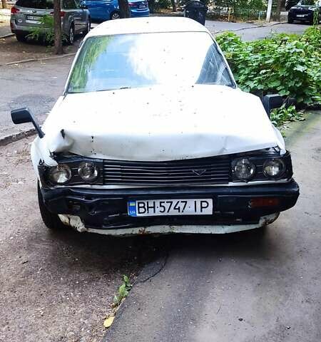 Білий Ніссан Блюберд, об'ємом двигуна 1.6 л та пробігом 258 тис. км за 1000 $, фото 7 на Automoto.ua