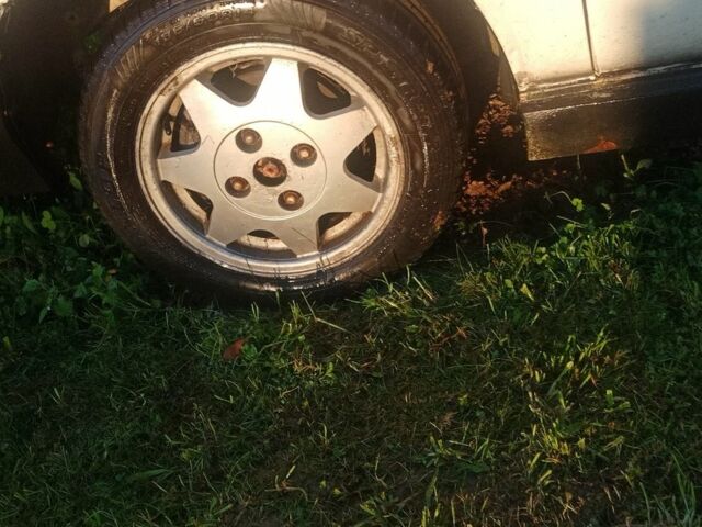 Білий Ніссан Блюберд, об'ємом двигуна 1.8 л та пробігом 62 тис. км за 500 $, фото 3 на Automoto.ua