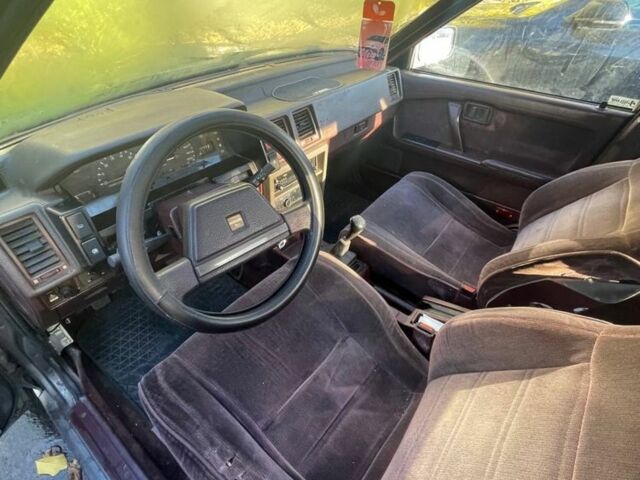 Коричневый Ниссан Блюберд, объемом двигателя 2 л и пробегом 341 тыс. км за 750 $, фото 1 на Automoto.ua