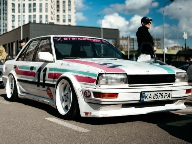 Червоний Ніссан Блюберд, об'ємом двигуна 2 л та пробігом 88 тис. км за 4099 $, фото 2 на Automoto.ua