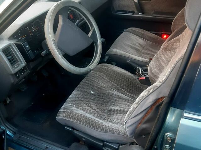 Ниссан Блюберд, объемом двигателя 2 л и пробегом 294 тыс. км за 1100 $, фото 1 на Automoto.ua