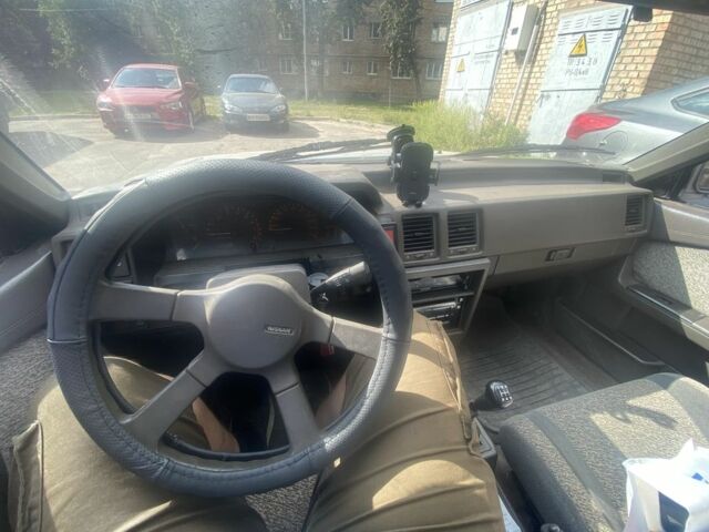 Серый Ниссан Блюберд, объемом двигателя 2 л и пробегом 2 тыс. км за 800 $, фото 5 на Automoto.ua