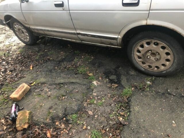 Серый Ниссан Блюберд, объемом двигателя 1.8 л и пробегом 75 тыс. км за 450 $, фото 3 на Automoto.ua