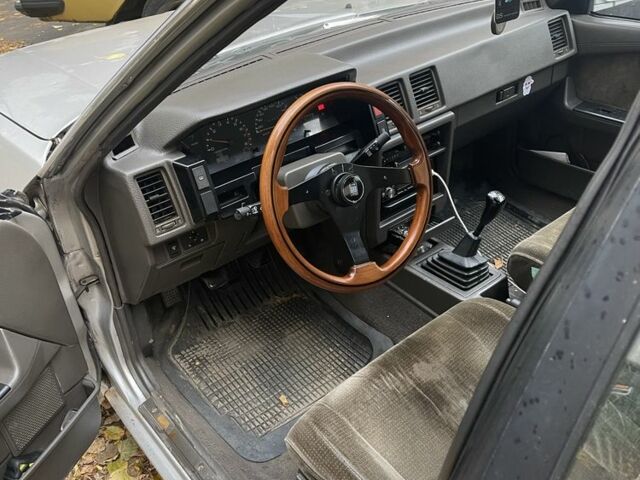 Сірий Ніссан Блюберд, об'ємом двигуна 2 л та пробігом 250 тис. км за 1600 $, фото 5 на Automoto.ua