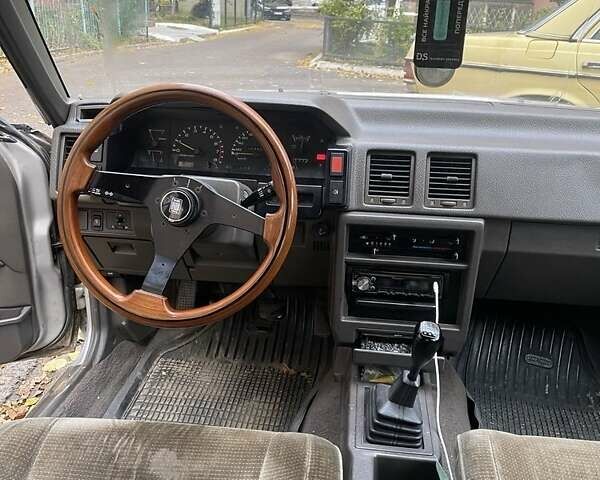 Серый Ниссан Блюберд, объемом двигателя 2 л и пробегом 250 тыс. км за 1600 $, фото 11 на Automoto.ua