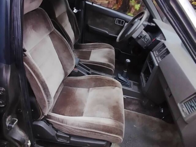 Серый Ниссан Блюберд, объемом двигателя 1.9 л и пробегом 1 тыс. км за 400 $, фото 3 на Automoto.ua