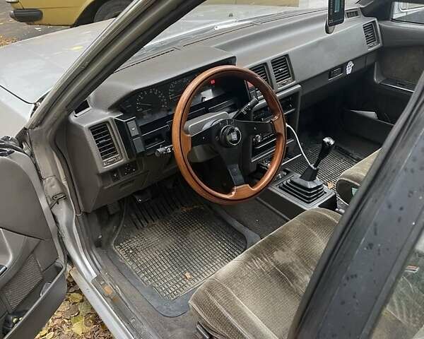 Серый Ниссан Блюберд, объемом двигателя 2 л и пробегом 250 тыс. км за 1600 $, фото 8 на Automoto.ua