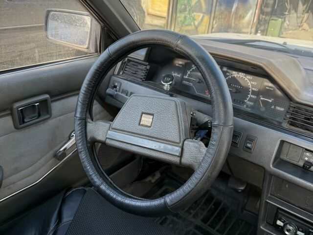 Серый Ниссан Блюберд, объемом двигателя 2 л и пробегом 3 тыс. км за 700 $, фото 6 на Automoto.ua