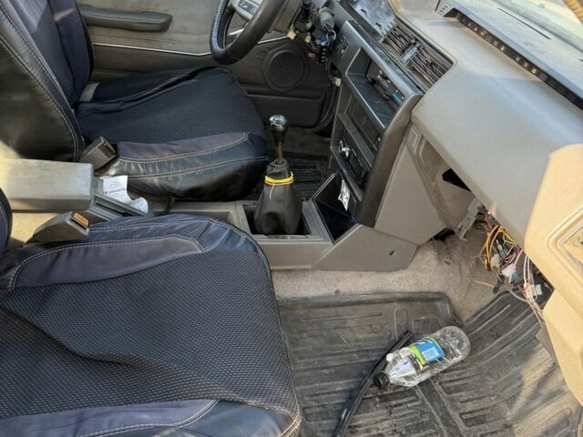 Серый Ниссан Блюберд, объемом двигателя 2 л и пробегом 3 тыс. км за 700 $, фото 5 на Automoto.ua