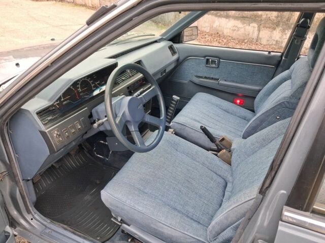 Сірий Ніссан Блюберд, об'ємом двигуна 2 л та пробігом 583 тис. км за 1200 $, фото 14 на Automoto.ua