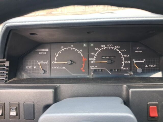 Сірий Ніссан Блюберд, об'ємом двигуна 2 л та пробігом 583 тис. км за 1200 $, фото 9 на Automoto.ua