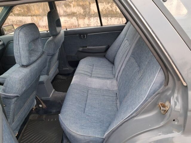 Сірий Ніссан Блюберд, об'ємом двигуна 2 л та пробігом 583 тис. км за 1200 $, фото 13 на Automoto.ua