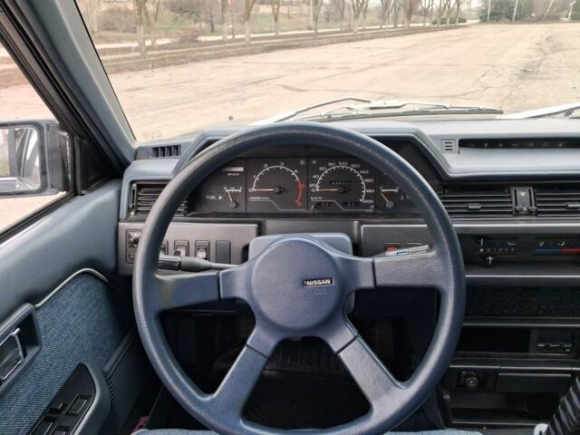 Сірий Ніссан Блюберд, об'ємом двигуна 2 л та пробігом 583 тис. км за 1200 $, фото 6 на Automoto.ua