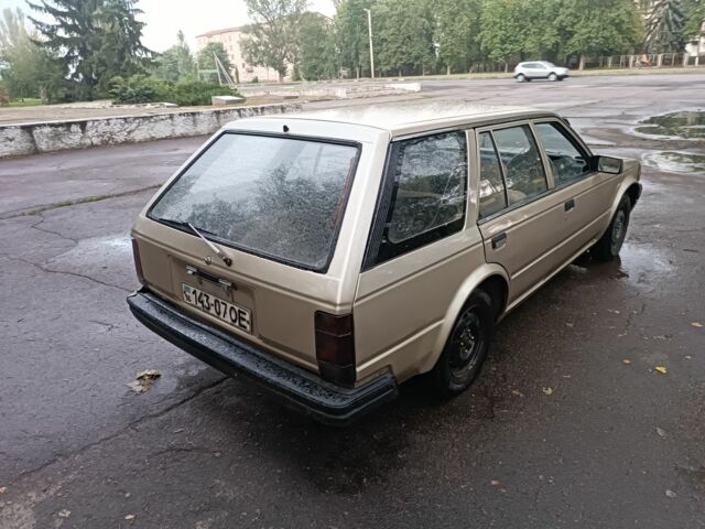 Серый Ниссан Блюберд, объемом двигателя 0 л и пробегом 220 тыс. км за 812 $, фото 2 на Automoto.ua