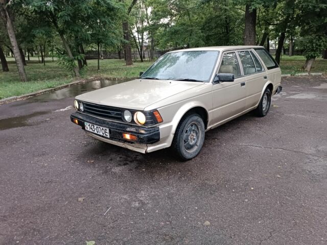 Серый Ниссан Блюберд, объемом двигателя 0 л и пробегом 220 тыс. км за 812 $, фото 1 на Automoto.ua