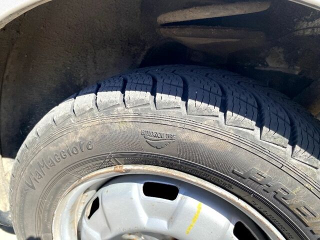 Сірий Ніссан Блюберд, об'ємом двигуна 2 л та пробігом 250 тис. км за 2000 $, фото 18 на Automoto.ua