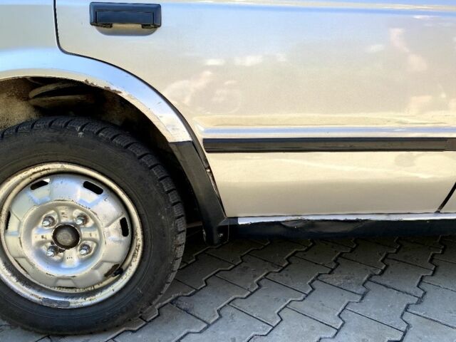 Сірий Ніссан Блюберд, об'ємом двигуна 2 л та пробігом 250 тис. км за 2000 $, фото 22 на Automoto.ua