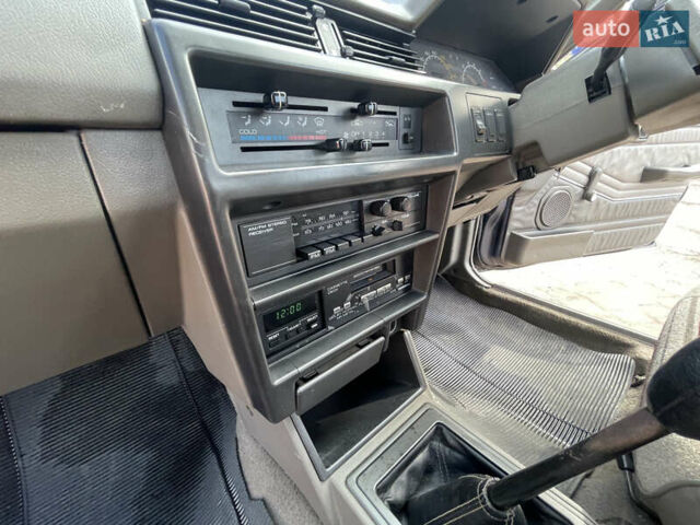 Синий Ниссан Блюберд, объемом двигателя 1.8 л и пробегом 140 тыс. км за 5000 $, фото 9 на Automoto.ua