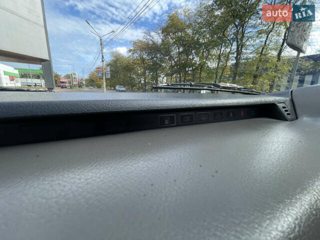 Синий Ниссан Блюберд, объемом двигателя 1.8 л и пробегом 140 тыс. км за 5000 $, фото 18 на Automoto.ua