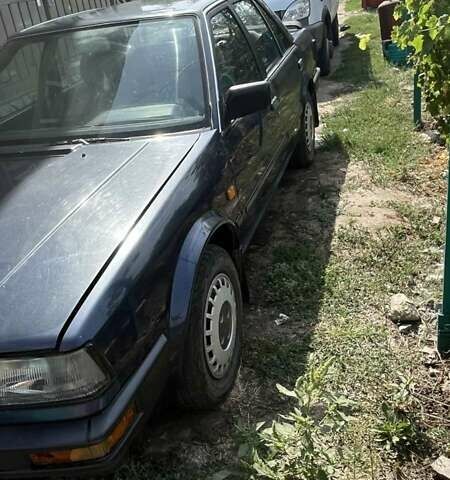 Синий Ниссан Блюберд, объемом двигателя 1.6 л и пробегом 327 тыс. км за 1250 $, фото 4 на Automoto.ua