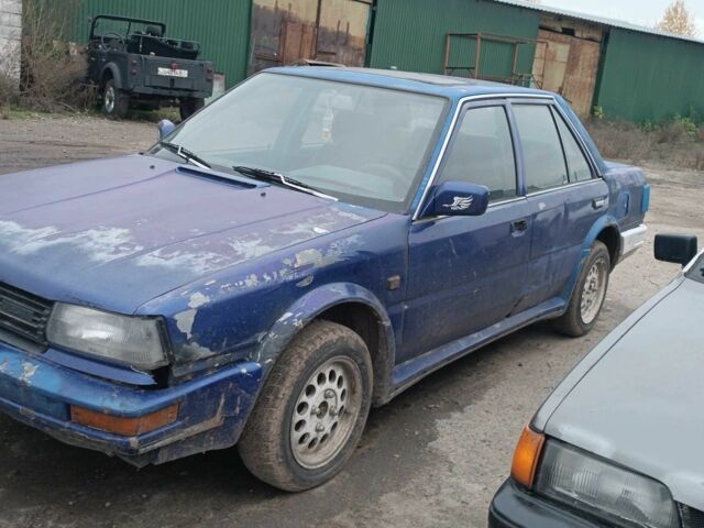 Синий Ниссан Блюберд, объемом двигателя 2 л и пробегом 108 тыс. км за 450 $, фото 6 на Automoto.ua