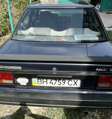 Синий Ниссан Блюберд, объемом двигателя 1.6 л и пробегом 327 тыс. км за 1250 $, фото 1 на Automoto.ua