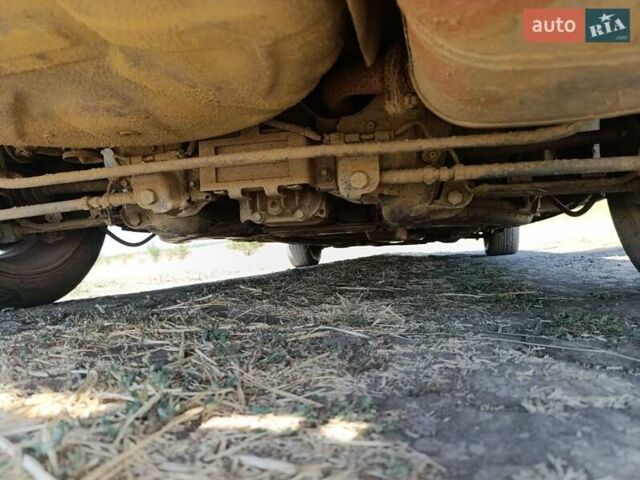 Синий Ниссан Блюберд, объемом двигателя 2 л и пробегом 370 тыс. км за 1200 $, фото 14 на Automoto.ua