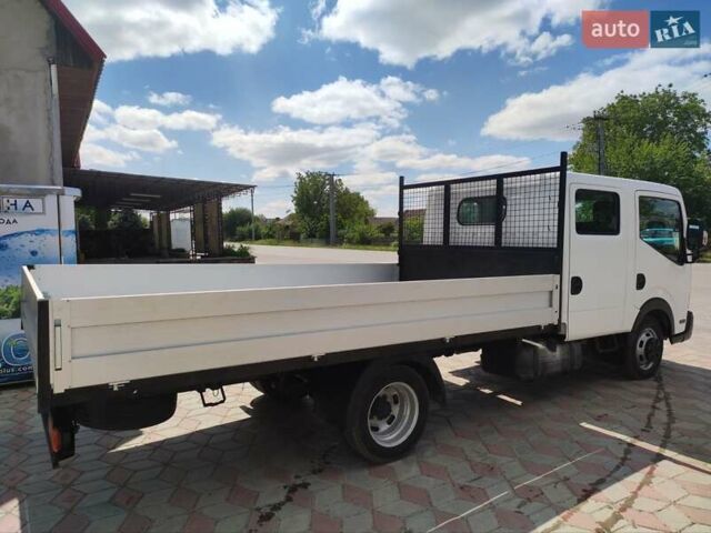 Белый Ниссан Кабстар, объемом двигателя 2.5 л и пробегом 234 тыс. км за 20900 $, фото 4 на Automoto.ua