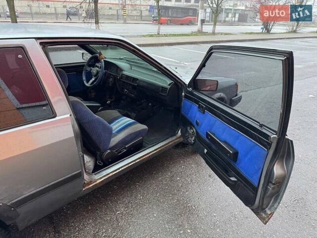 Серый Ниссан Чери, объемом двигателя 1.5 л и пробегом 561 тыс. км за 1000 $, фото 13 на Automoto.ua