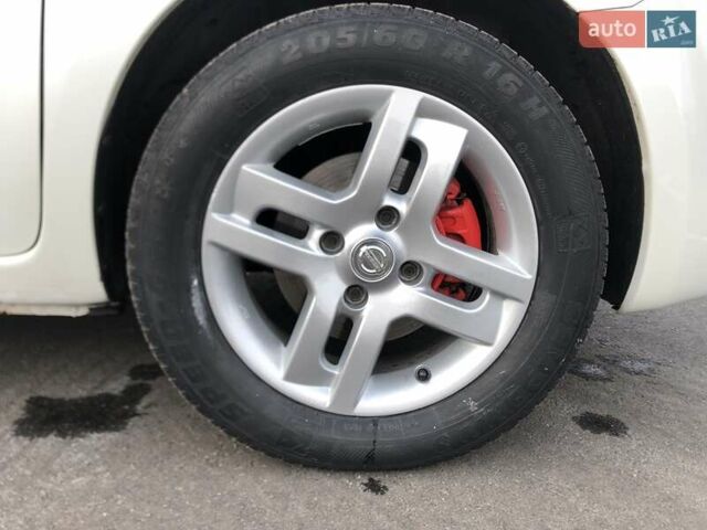 Білий Ніссан Куб, об'ємом двигуна 1.8 л та пробігом 195 тис. км за 5000 $, фото 13 на Automoto.ua