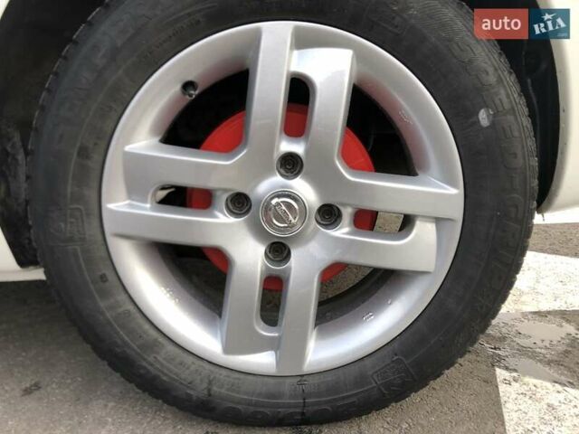 Білий Ніссан Куб, об'ємом двигуна 1.8 л та пробігом 195 тис. км за 5000 $, фото 14 на Automoto.ua