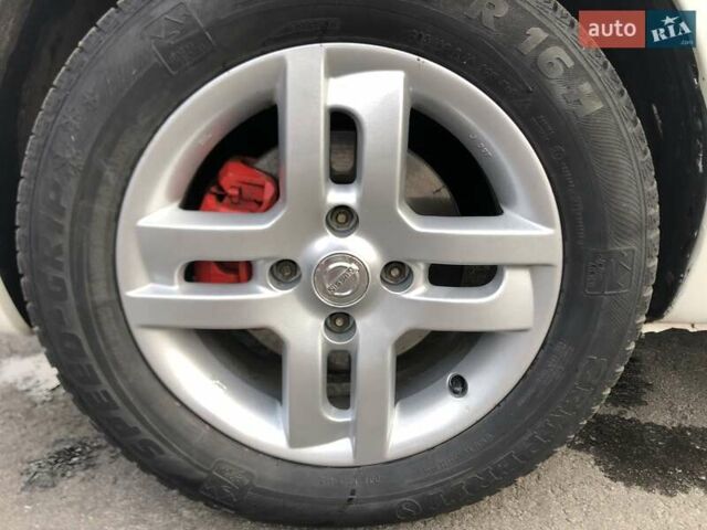 Білий Ніссан Куб, об'ємом двигуна 1.8 л та пробігом 195 тис. км за 5000 $, фото 12 на Automoto.ua
