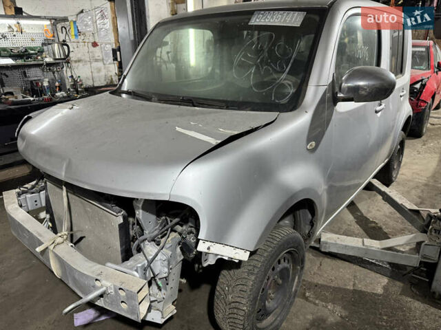 Сірий Ніссан Куб, об'ємом двигуна 1.8 л та пробігом 1 тис. км за 1500 $, фото 3 на Automoto.ua