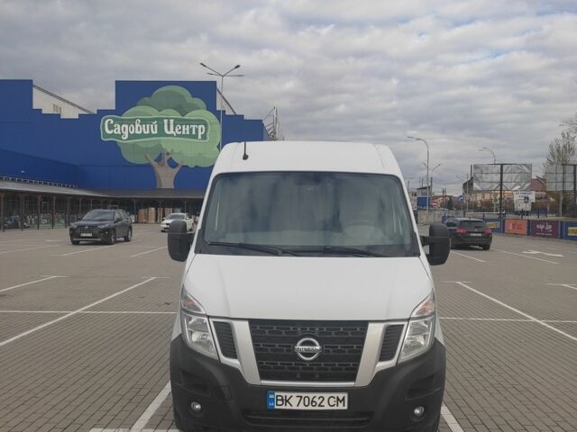 Белый Ниссан Другая, объемом двигателя 2.3 л и пробегом 291 тыс. км за 322 $, фото 2 на Automoto.ua