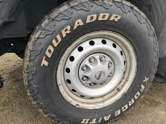 Белый Ниссан Другая, объемом двигателя 4 л и пробегом 128 тыс. км за 27000 $, фото 9 на Automoto.ua