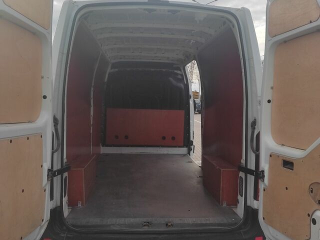 Белый Ниссан Другая, объемом двигателя 2.3 л и пробегом 291 тыс. км за 322 $, фото 3 на Automoto.ua