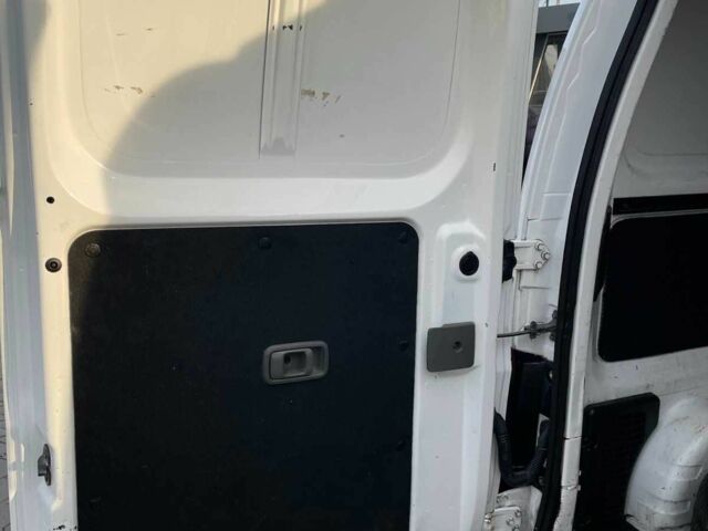 Білий Ніссан Інша, об'ємом двигуна 0 л та пробігом 126 тис. км за 8200 $, фото 20 на Automoto.ua