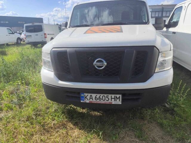 Белый Ниссан Другая, объемом двигателя 4 л и пробегом 133 тыс. км за 15000 $, фото 3 на Automoto.ua
